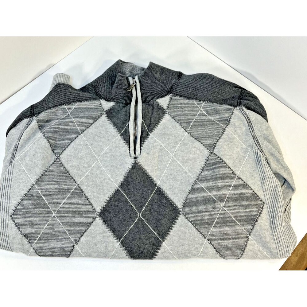 BKE Men's Quarter Zip Sweater Size L Gray Argyle Mock Neck Athletic Fit